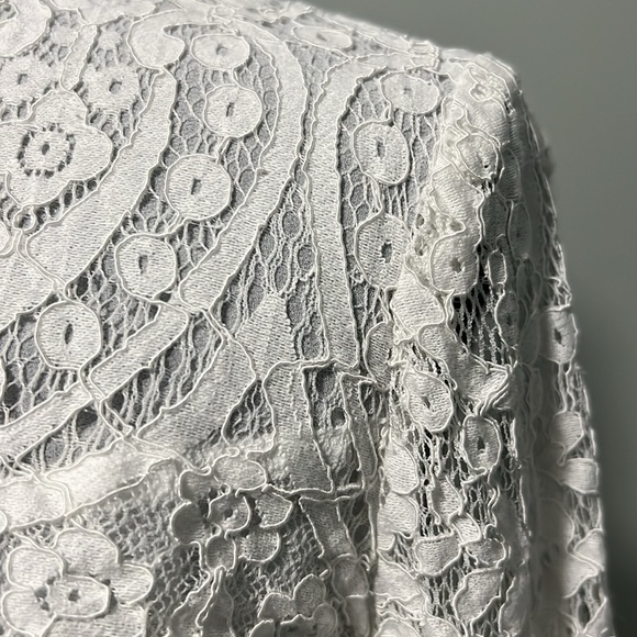 ⭐️ WHBM White Lace Blouse with Sheer Overlay ⭐️ - Picture 7 of 15